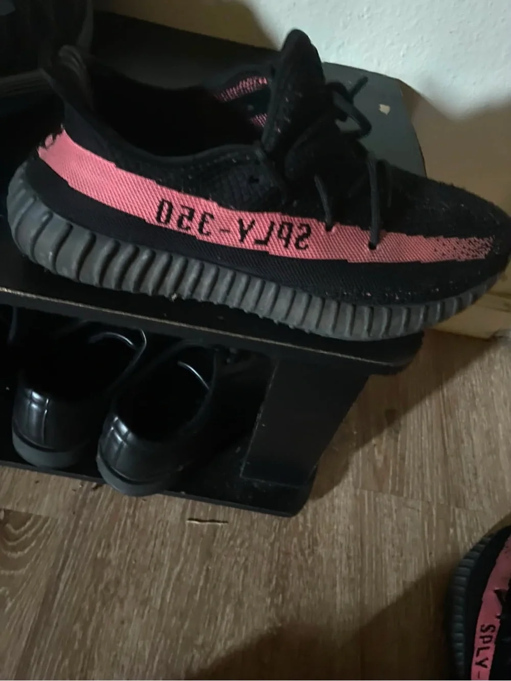 Yeezy SPLY-350 Black and Pink Knit Sneakers